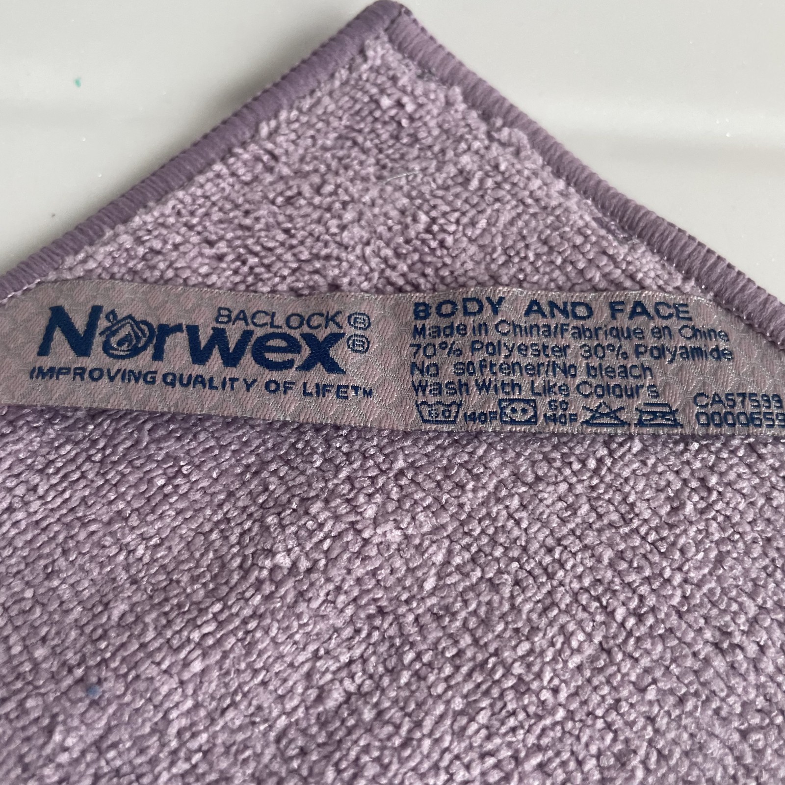 Norwex Body and Face Pack with BacLock – Ultra Soft Microfiber Cloths, Set of 3