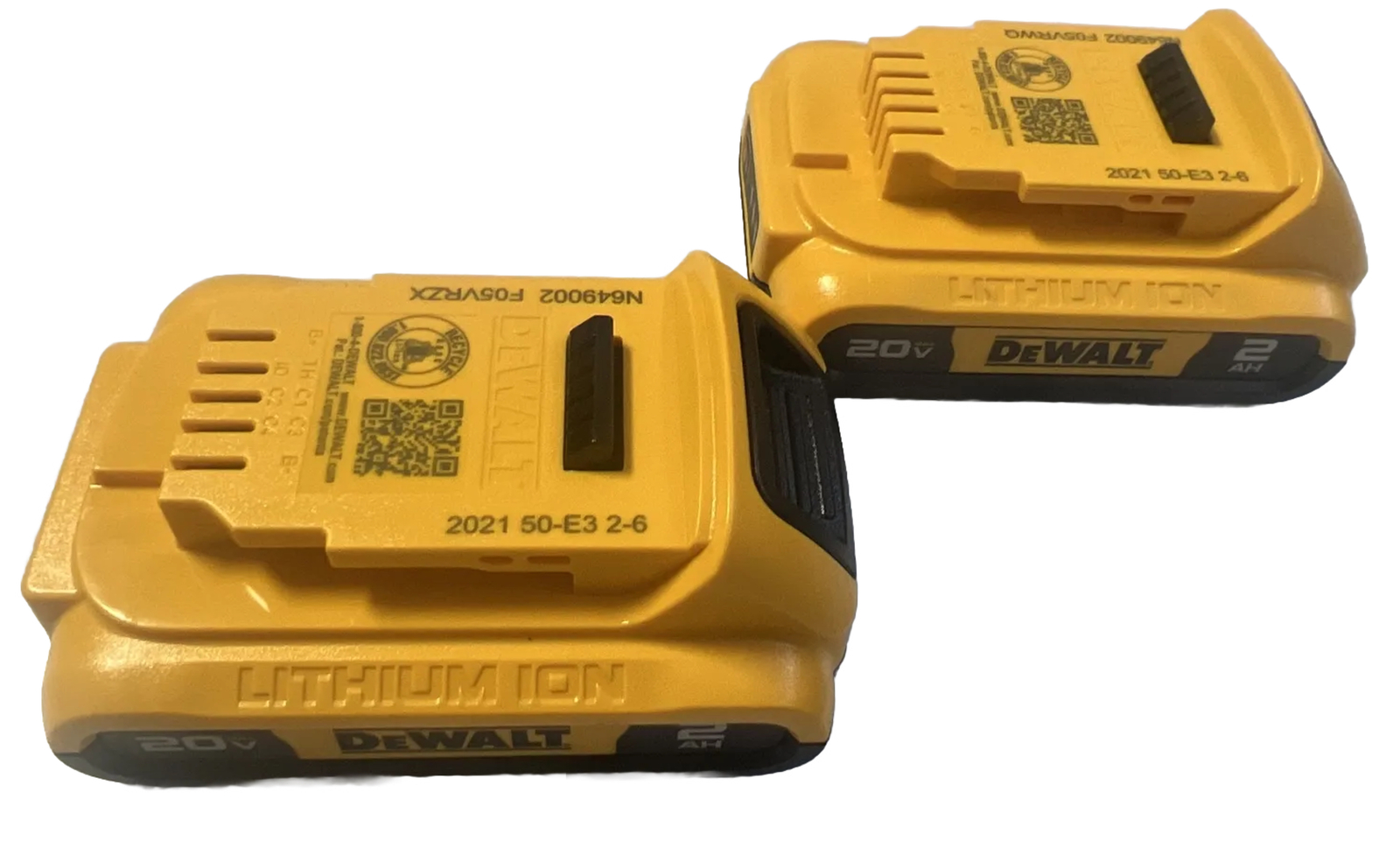 (2) NEW Genuine DEWALT DCB203 20V Volt MAX 2.0AH Li-Ion Battery Packs DCB203-2