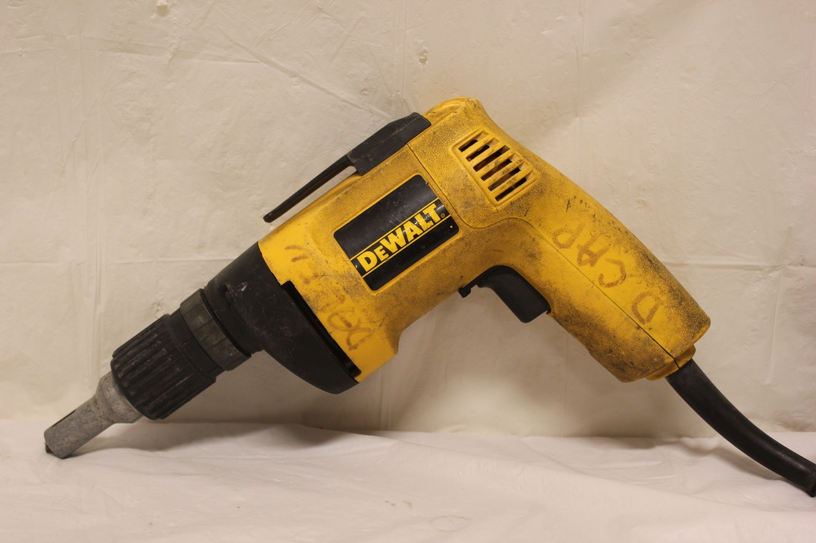 DEWALT DW250 Drywall Screwdriver Corded Electric 120V 4000 RPM Yellow/Black C2