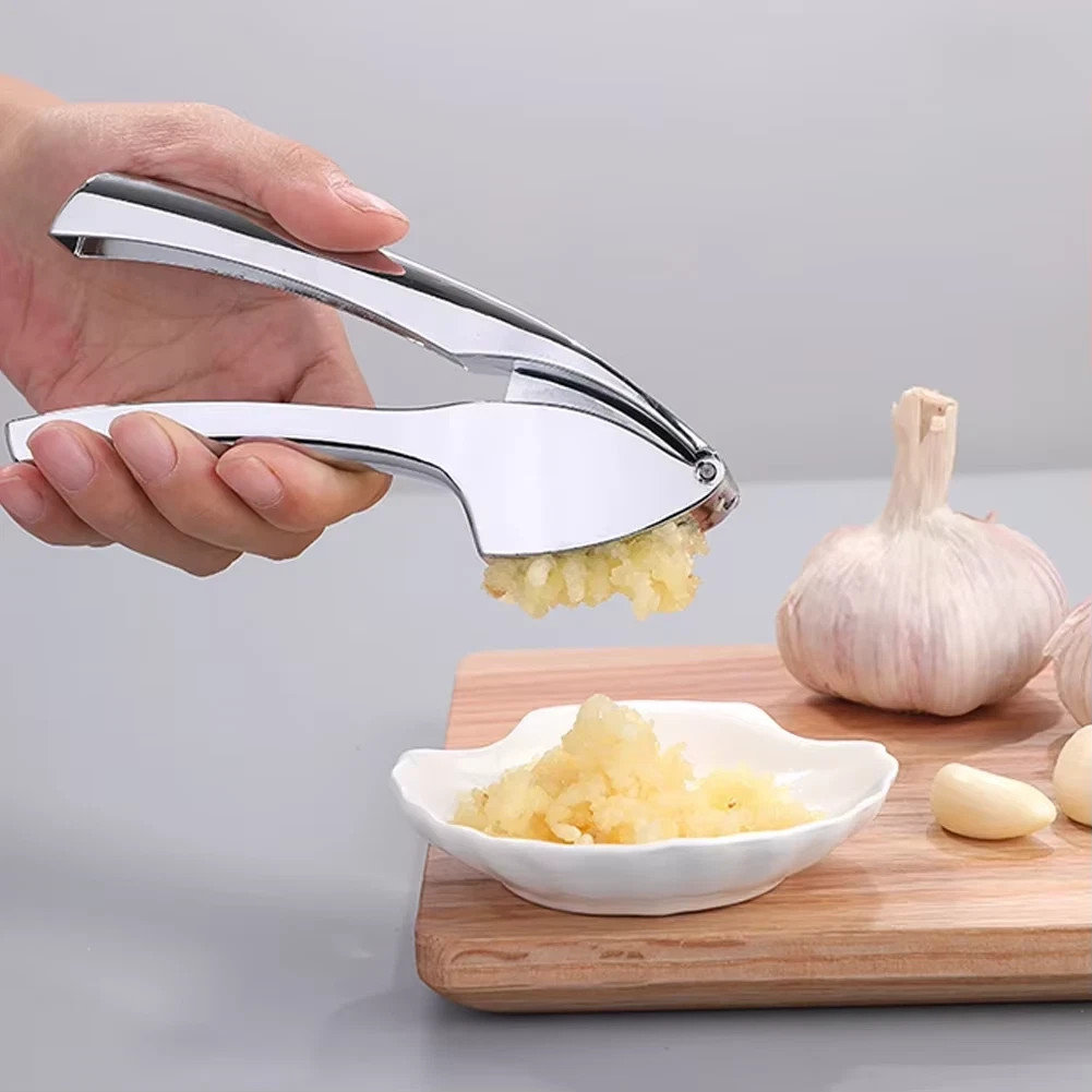 Premium Garlic Press Easy to Use and Clean Garlic Crush Large – Olivers Kitchen