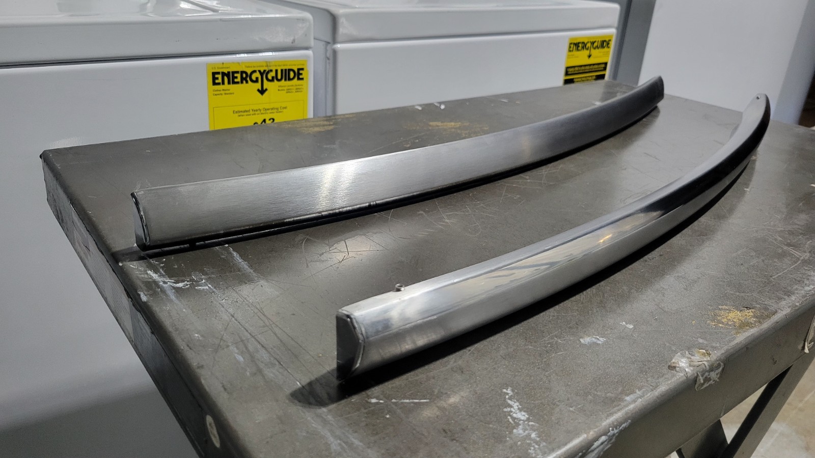 Frigidaire Refrigerator Door Handles (2) 5304529590 Shipped Under 24hrs