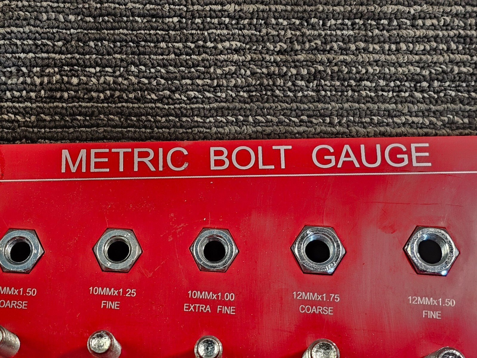 Monster Fastener Bolts GENUINE Fastener Gauge Bolt Metric Red Tool 89986