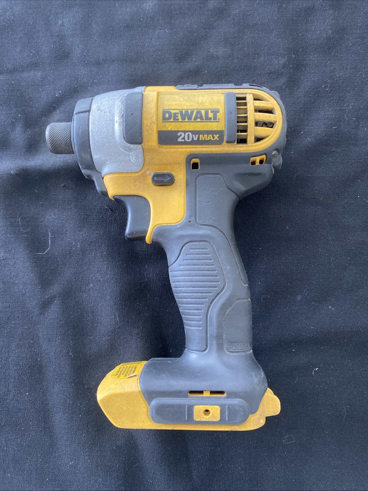 DEWALT DCF885 20V Max 1/4″ Cordless Impact Drill Driver Tool Only FREE SHIP