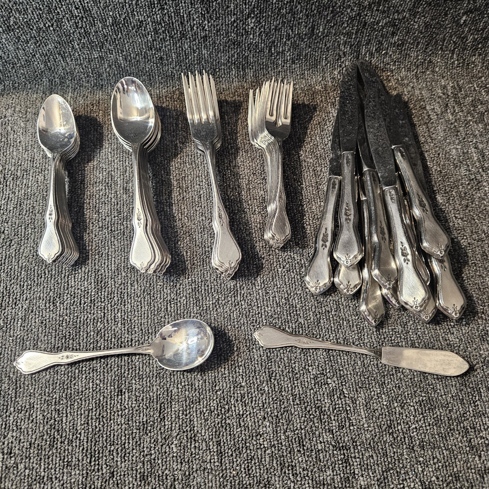 Oneida Morning Blossom Stainless Steel Flatware Vintage Preowned Choice Pick