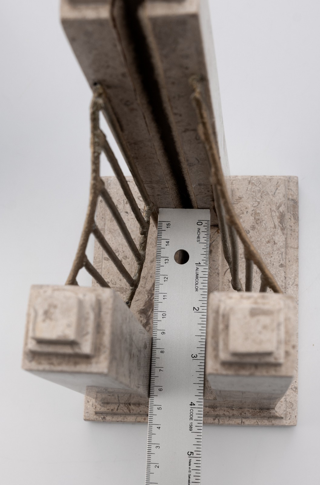 O.C. Tanner Display for Unknown Award Plaque of a Bridge / Staircase 11″ 3.5lbs