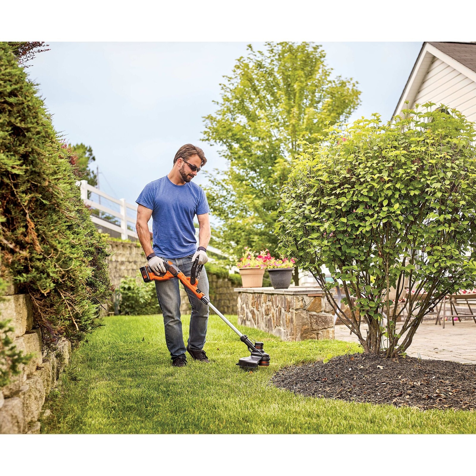 BLACK+DECKER 40V Max Lithium String Trimmer – LST140C