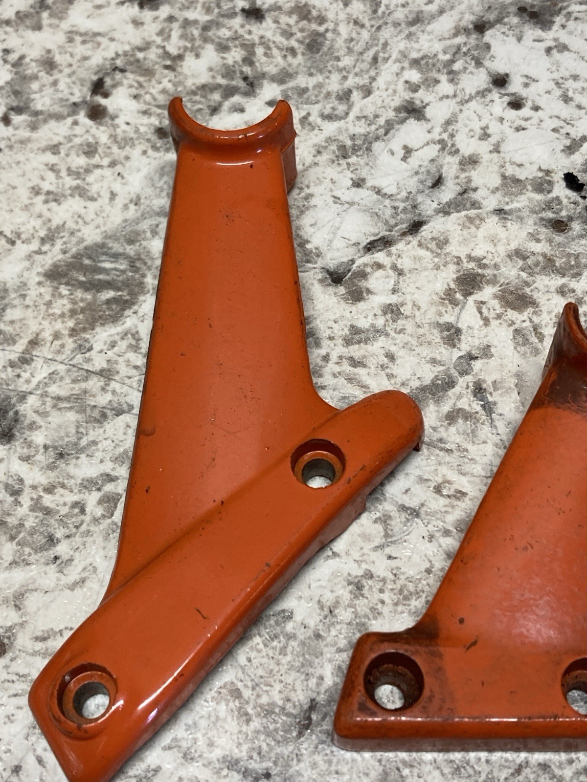 Echo Support Brackets CS601 and Other Models – Unknown Part Numbers