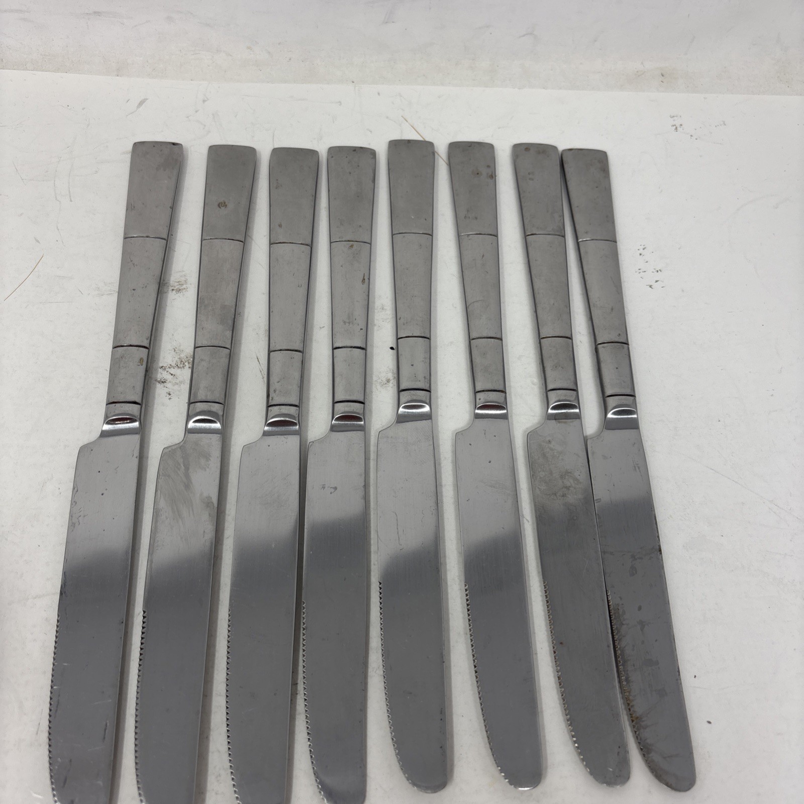 ONEIDA Echo Vietnam – 32 Pieces