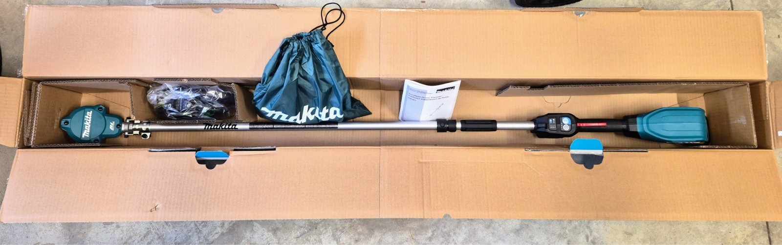 Makita GRU01Z 40V max XGT Brushless 15″ Cordless String Trimmer (Tool Only)
