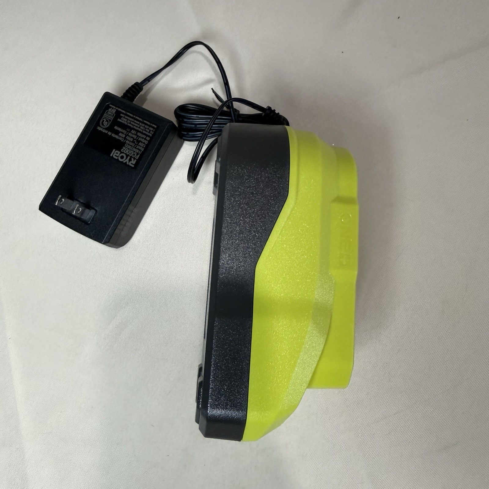 Ryobi PCG002 18V Power Tool Battery Charger Green Single Battery Charging