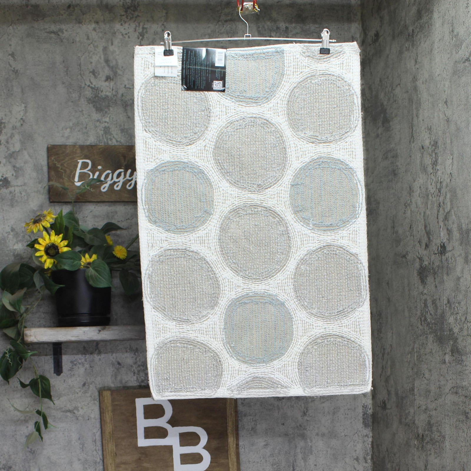 Avanti Dotted Circle Bath Rug Mat Rectangle Shiny White Gray Multi 20 x 30