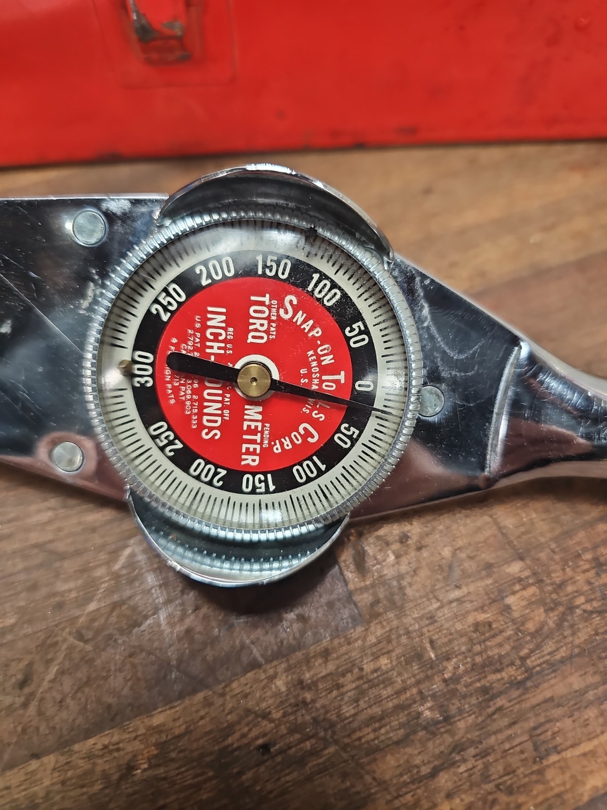G59- Snap On Torq- Meter, Model TE25A 3/8 Drive Original Vintage Metal Box 1970s