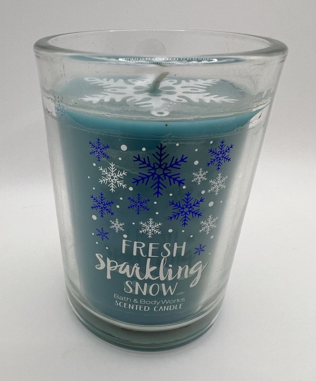 Bath & Body Works Fresh Sparkling Snow Scented Candle 1-Wick 6.3 oz rare HTF