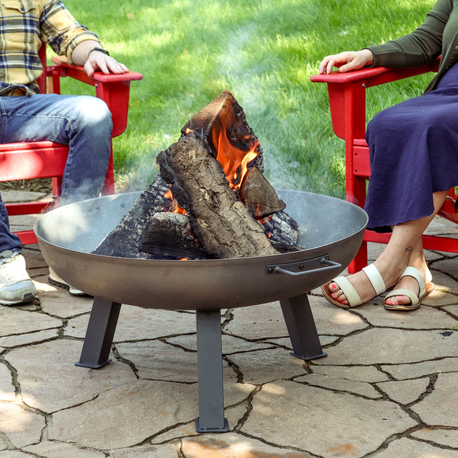 30 in Rustic Cast Iron Outdoor Raised Fire Pit Bowl – Steel by Sunnydaze