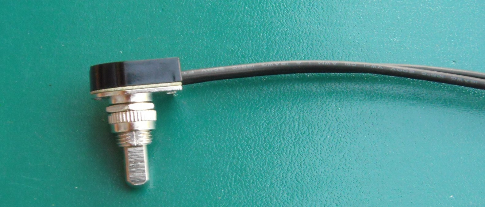 Push Button Lamp switch on/ off switch, 3/8 shaft, nickel