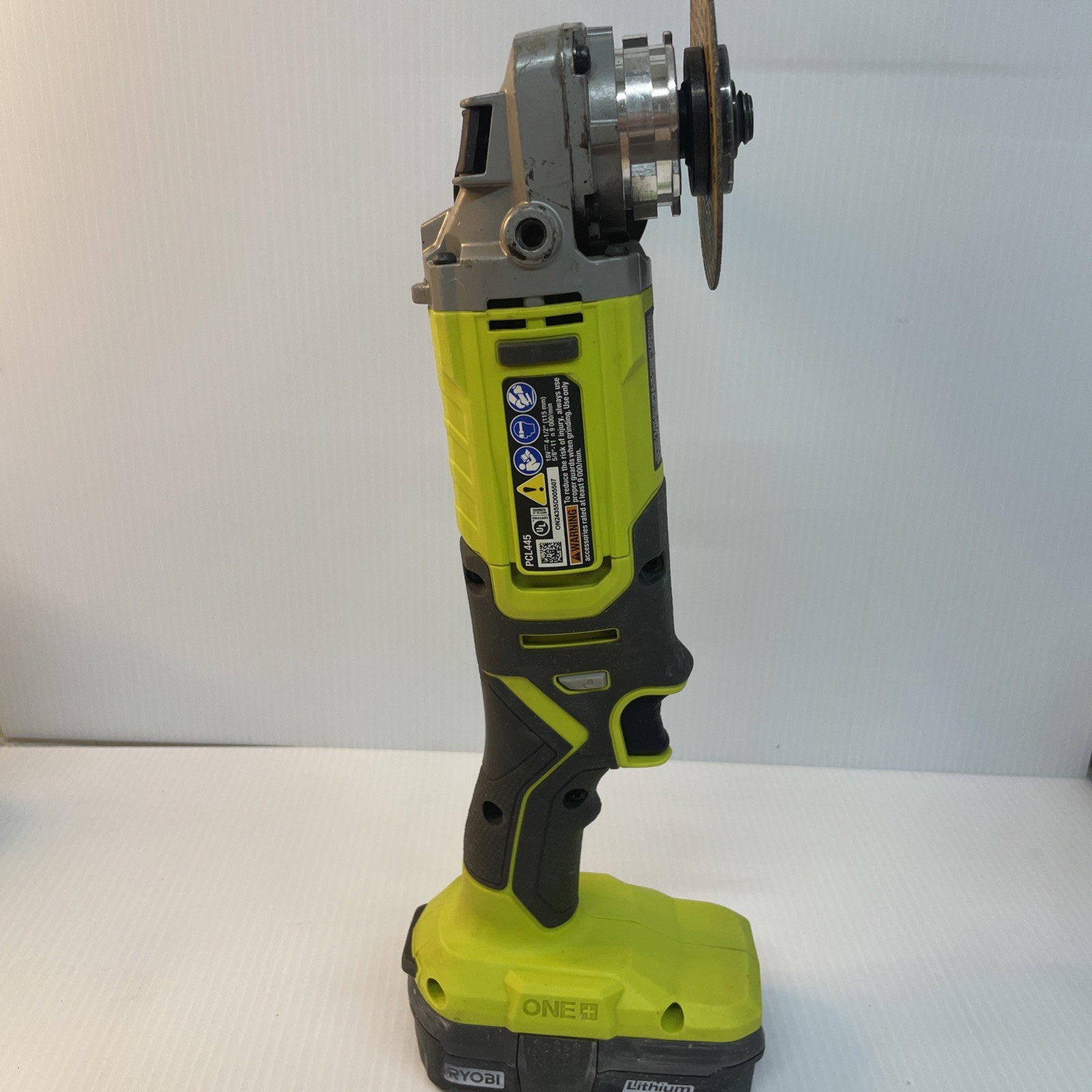 RYOBI ONE+ 18V Cordless 4-1/2 in. Angle Grinder W/ 1.5 AH Battery – Pre Owned