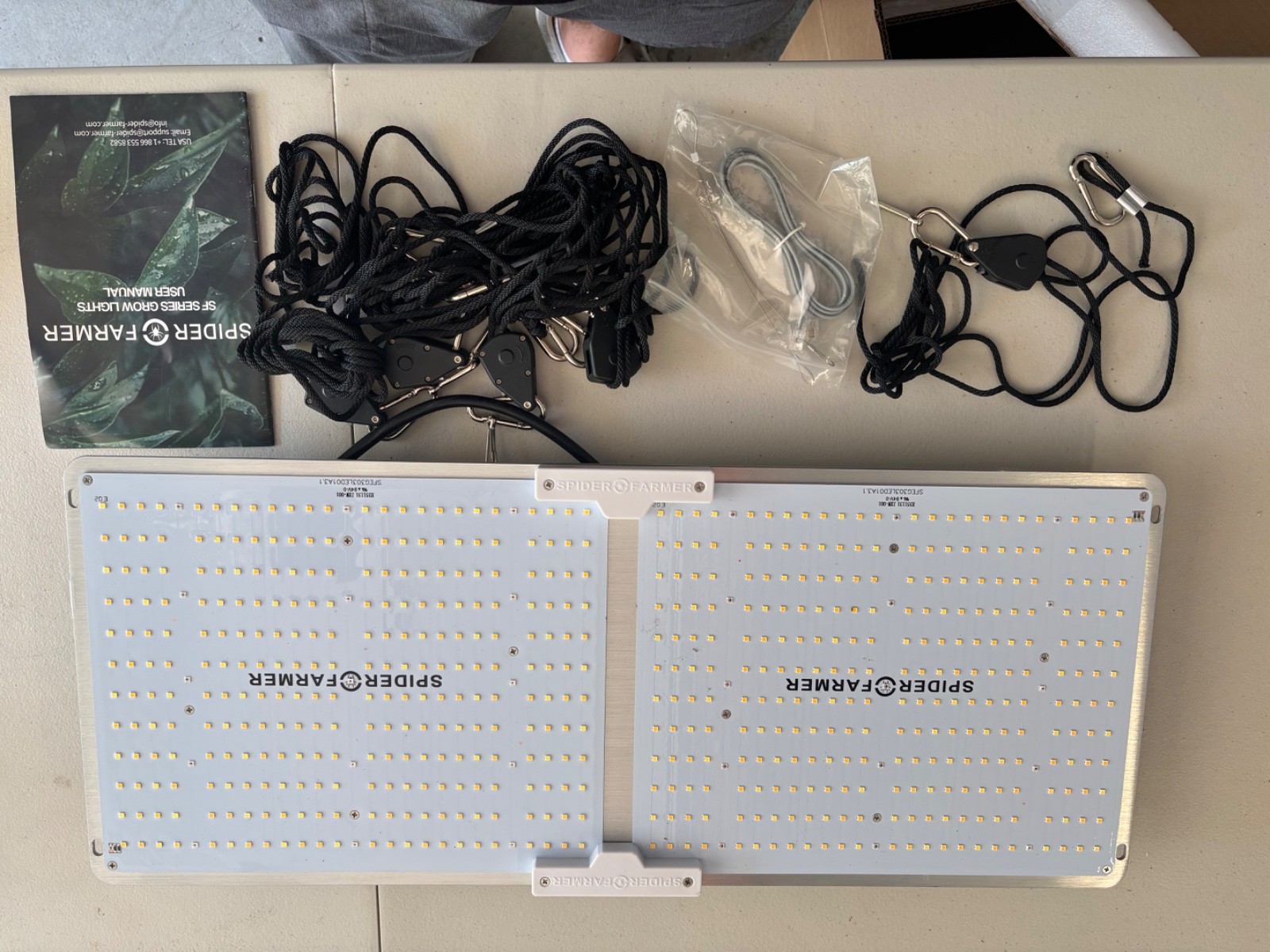 Spider Farmer 2000W LED Grow Light (SF-2000led)