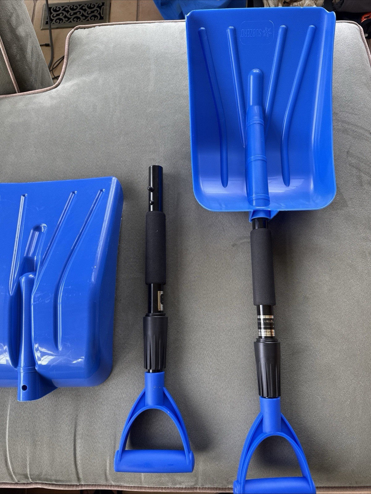 SubZero 17211 Auto Emergency Snow Shovel w/ Extendable Handle Set Of 2