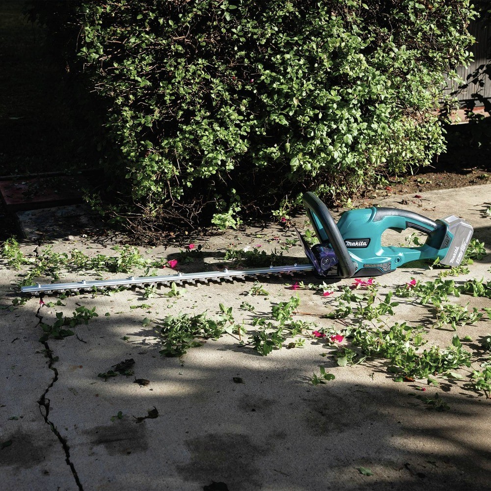 Makita XHU10Z 18V LXT Li-Ion Cordless 24″ Hedge Trimmer (Tool Only) New
