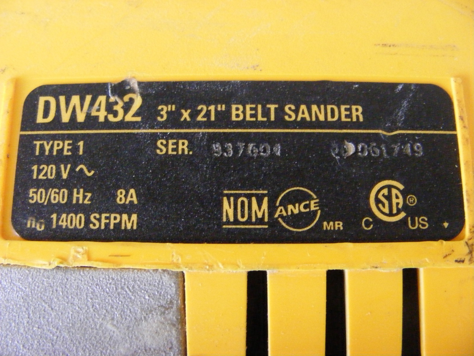 Dewalt Belt Sander DW432 Type 1 Used Belt 3 x 21 inches