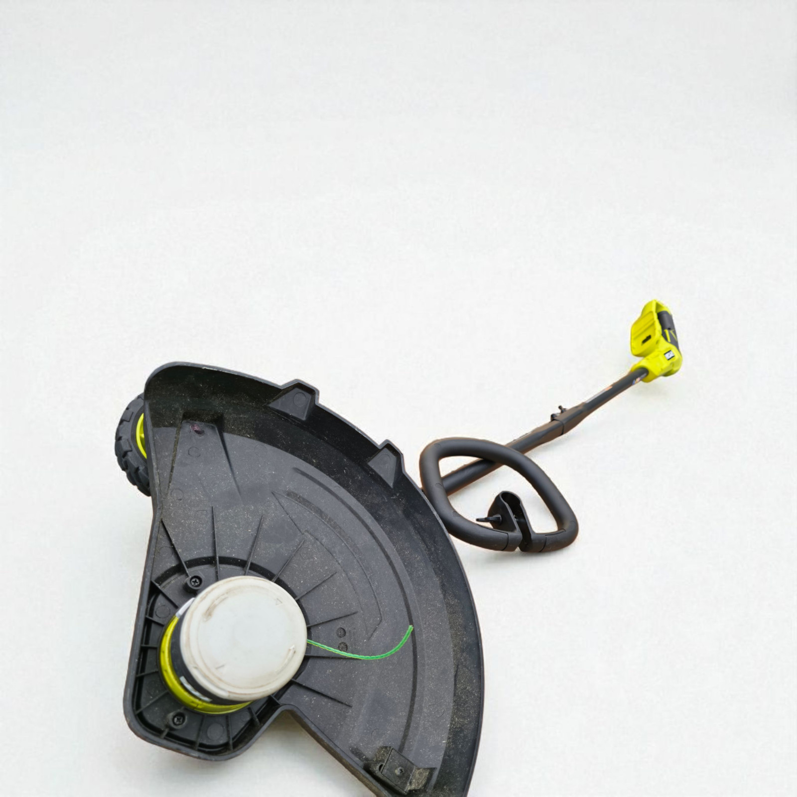 RYOBI 18V ONE+ 10″ Cordless String Trimmer & Edger P20180 – TESTED – Bare Tool