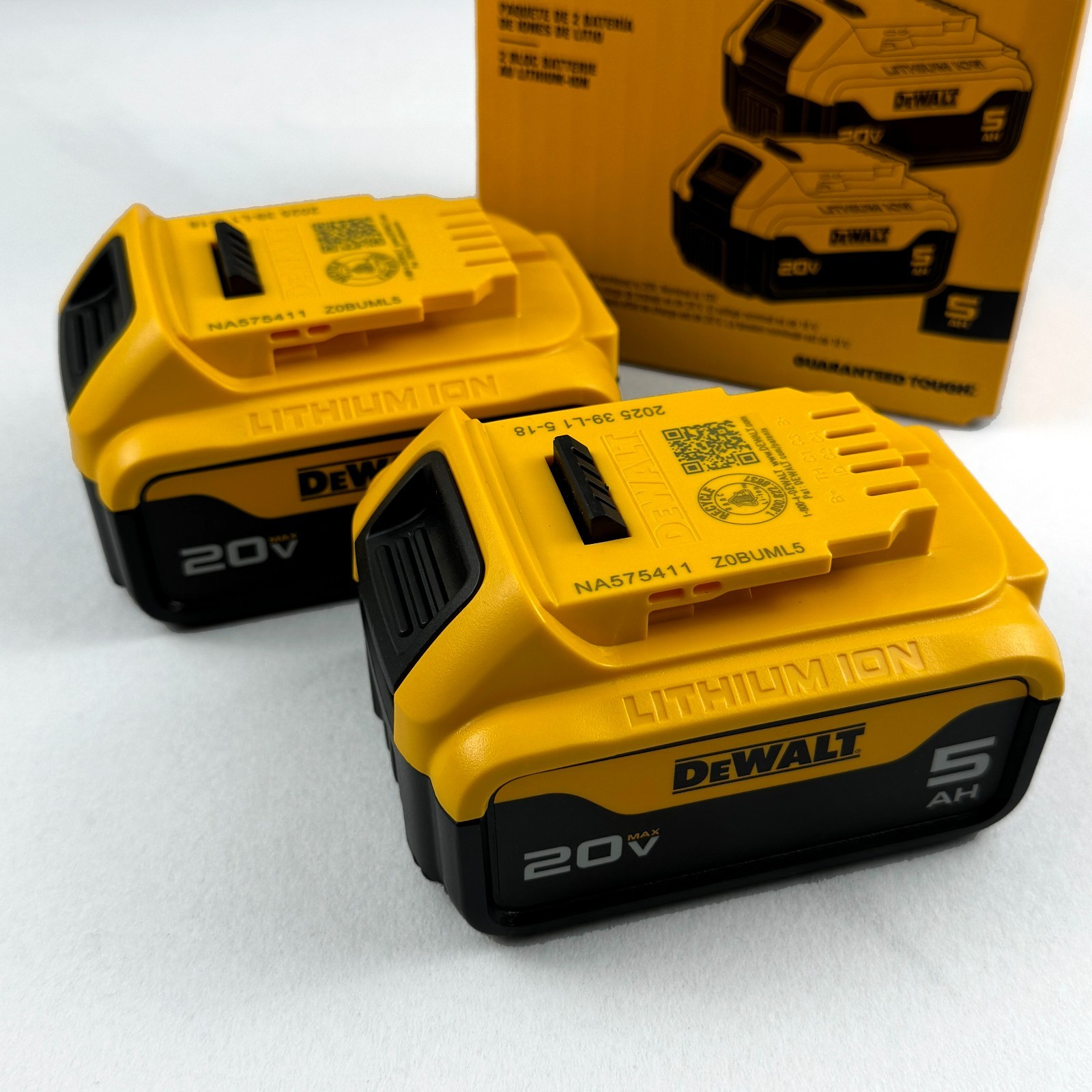 2 Pack DEWALT DCB205-2 20V MAX Premium Lithium-Ion 5.0Ah Battery