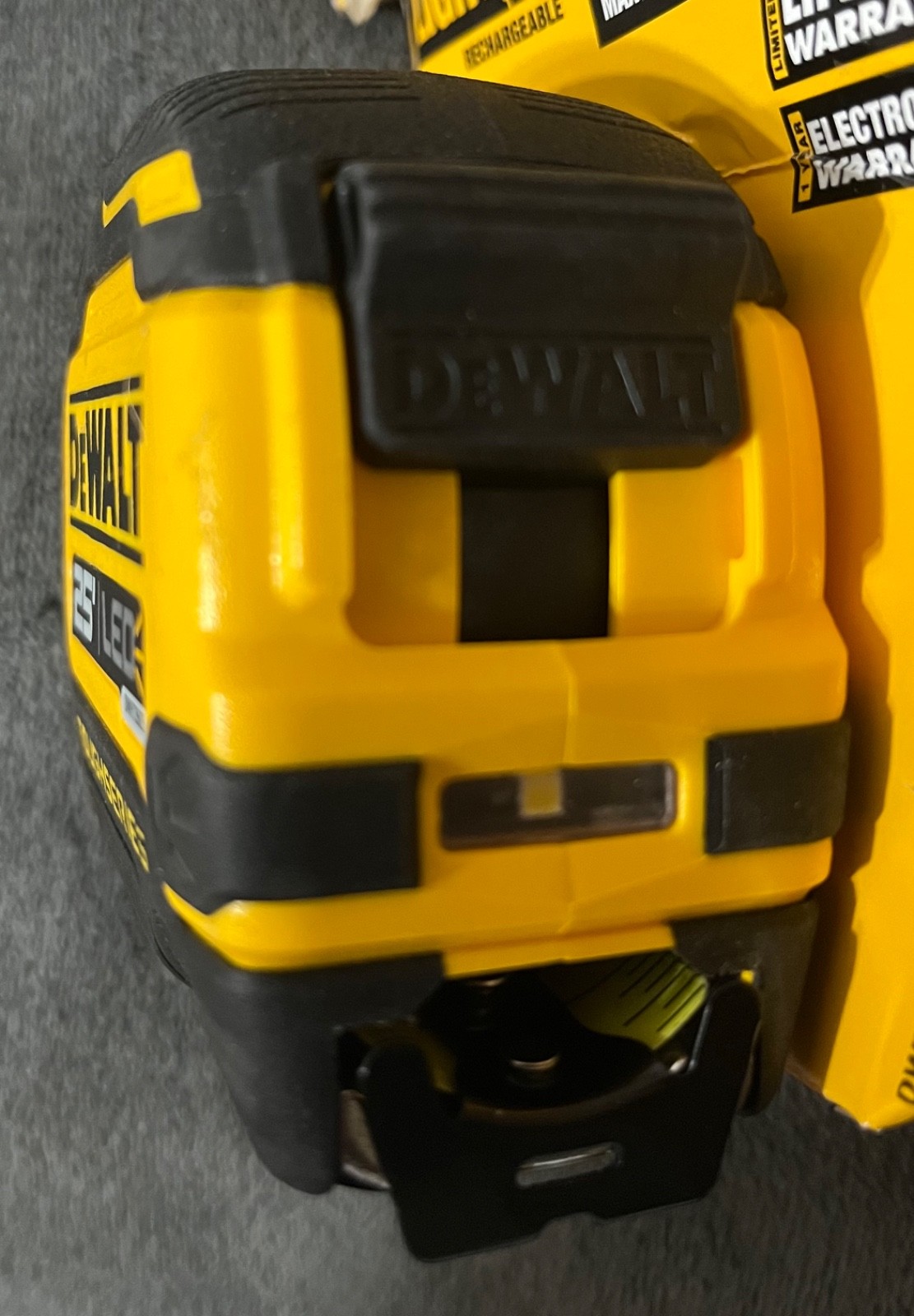 DEWALT NEW DCB203 BATTERY, DCB1104 CHARGER, 25′ DEWALT LED TAPE, FREE DEWALT BAG