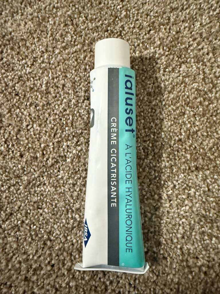 Ialuset Hyaluronic Acid Cream 100g NEW, IN BOX, SEALED TUBE Exp. Date: 09/2028