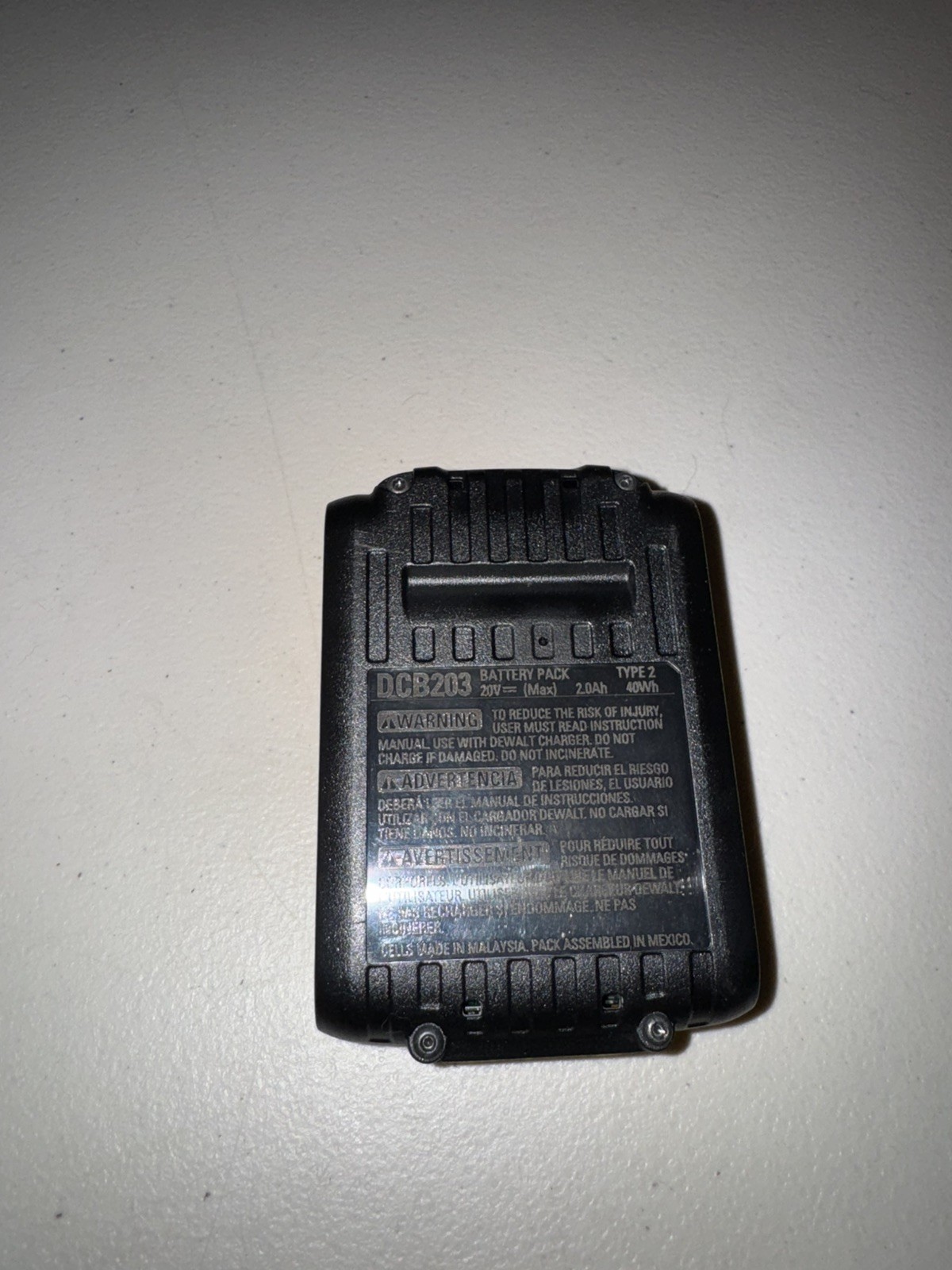DEWALT DCB203 Battery – Yellow (Brand New)