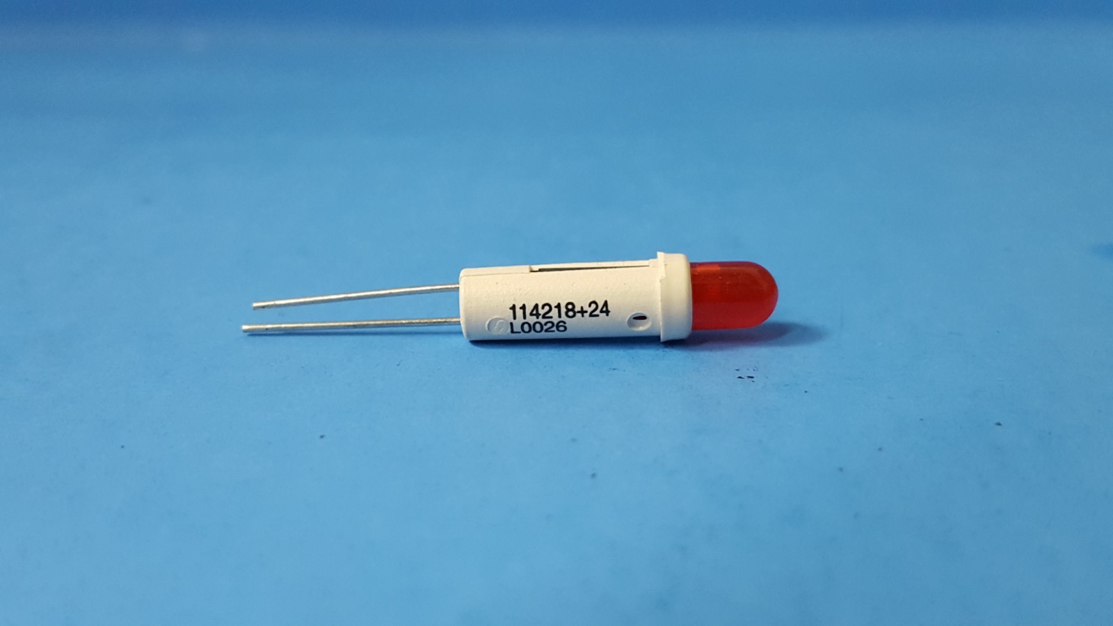 2pcs- Flashing Indicator Light, 114218-24VDC, TELECT, LED, RED, White Housing