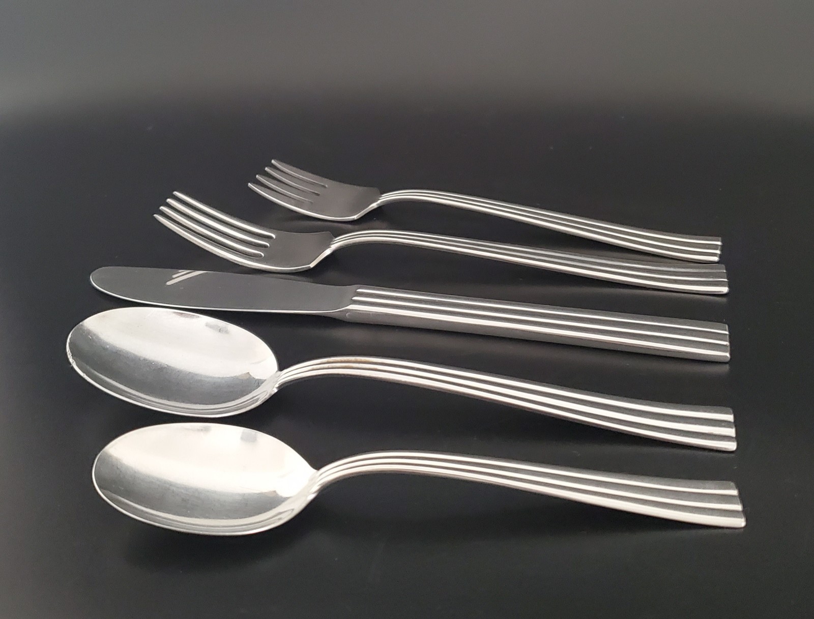 GENSE SWEDEN STAINLESS STEELE THEBE FLATWARE ONE-PLACE SETTING