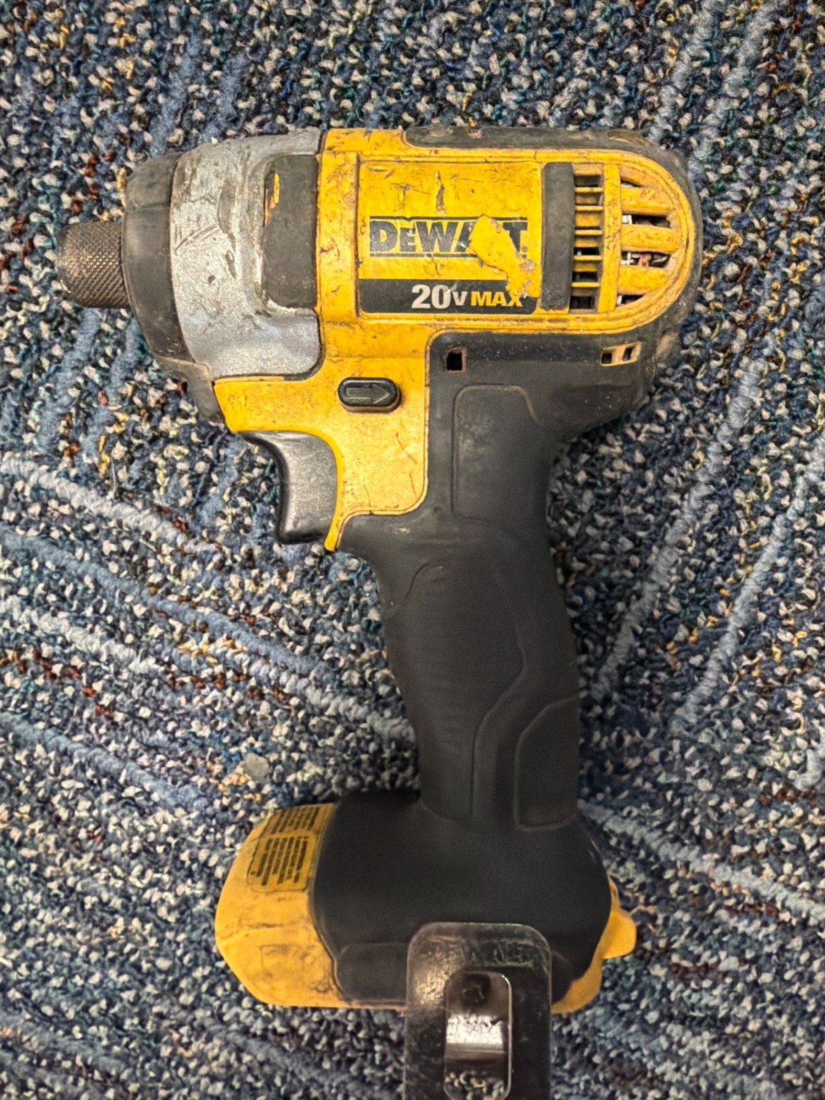 DEWALT DCF885 20V 1/4 in. Impact Driver – Black/Yellow (Tool Only)