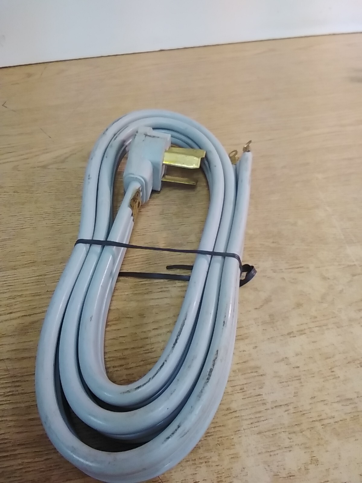Universal Appliance Cord 3-Wire E177817 50A 125/250Volts 4Ft