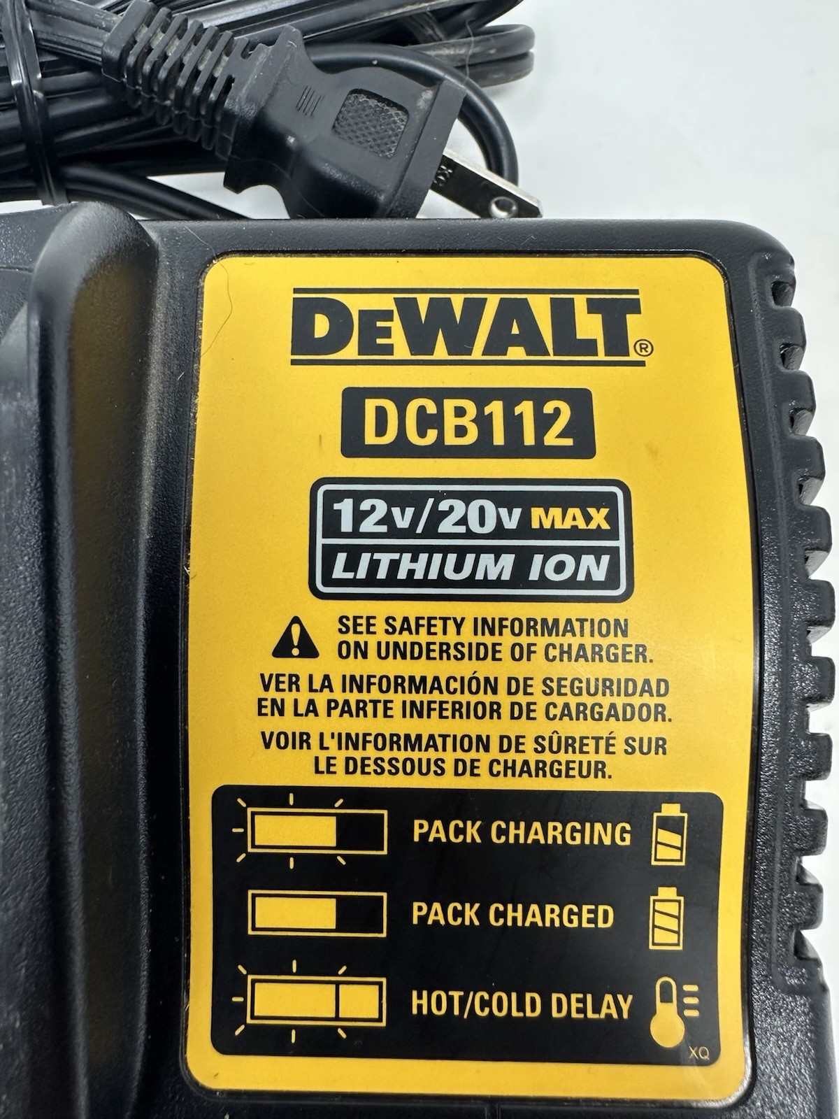 DeWALT TWO DCB203 20V MAX 2 Ah Li-Ion Batteries & DCB112 Charger for 20v used