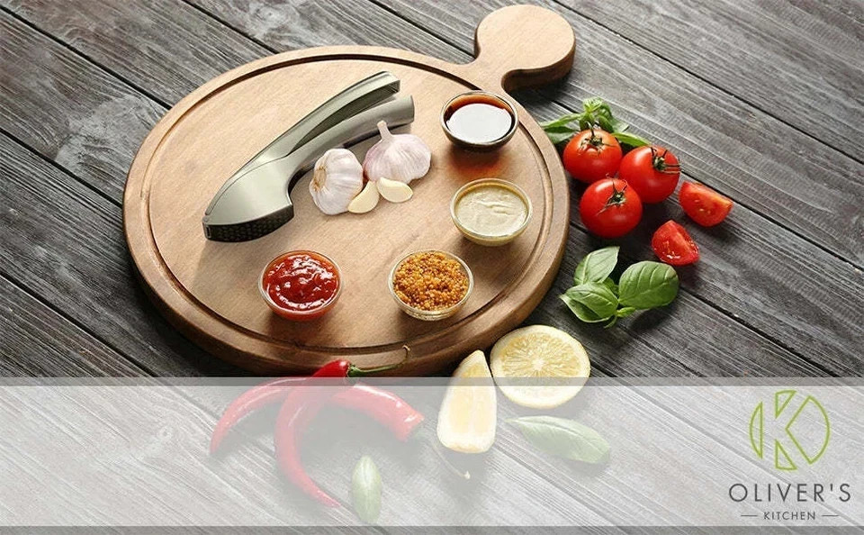 Premium Garlic Press Easy to Use and Clean Garlic Crush Large – Olivers Kitchen