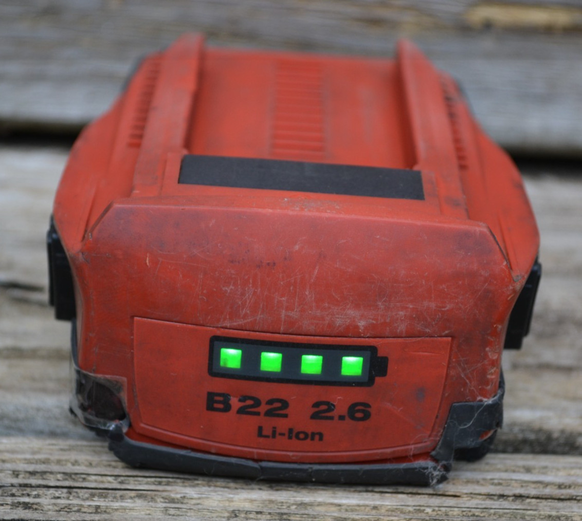 Genuine Hilti B22 2.6 Lithium-Ion 21.6 Volt Li-Ion Battery Pack–Good Cond.