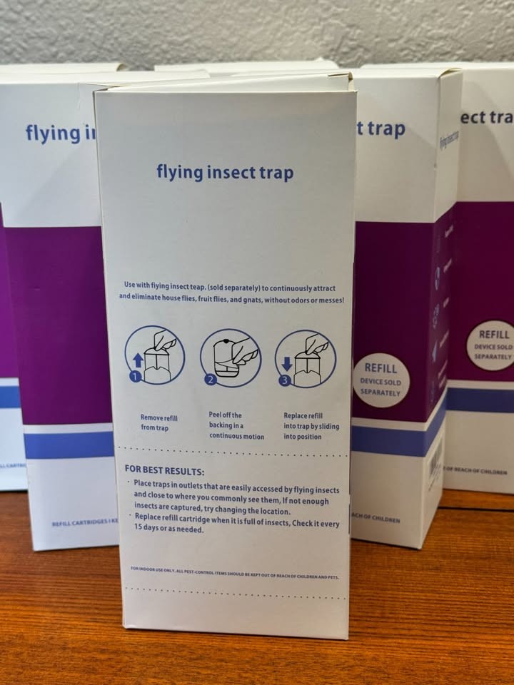 NEW 8 Count Pack Flying Insect Bug Trap Refill Cartridge Compatible with Zevo