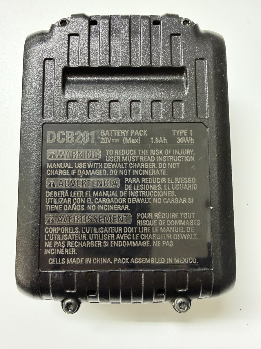 Dewalt DCB201 20-Volt 1.5Ah Lithium-Ion Battery OEM