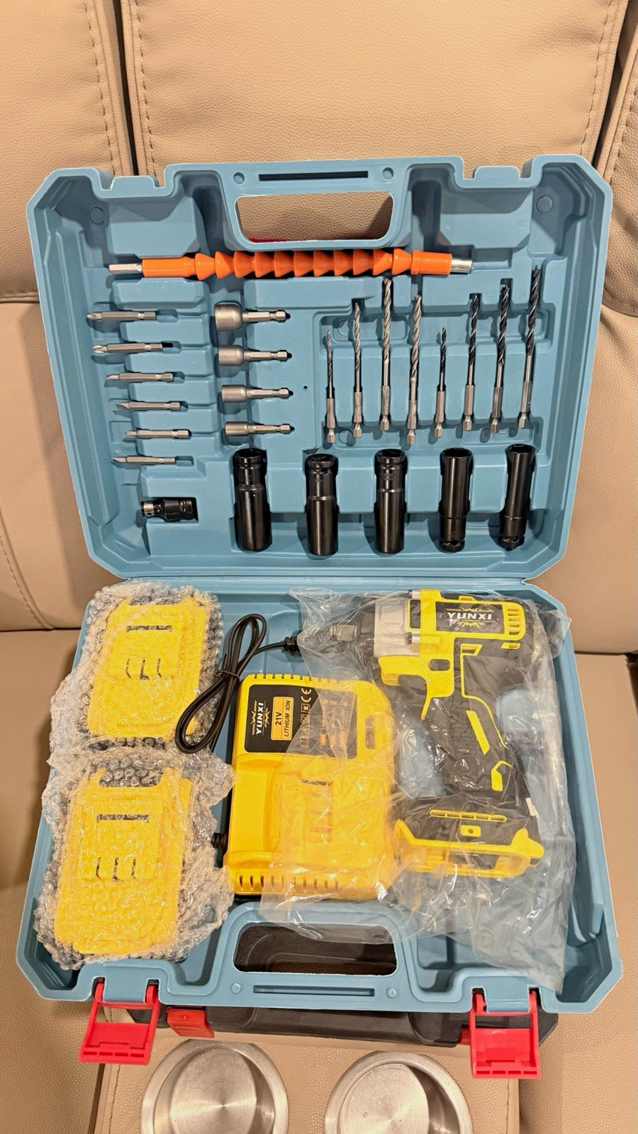 YUNXI 21V Cordless Drill Set, 2x 1.5Ah Li-Ion, 32pc, Case, Charger