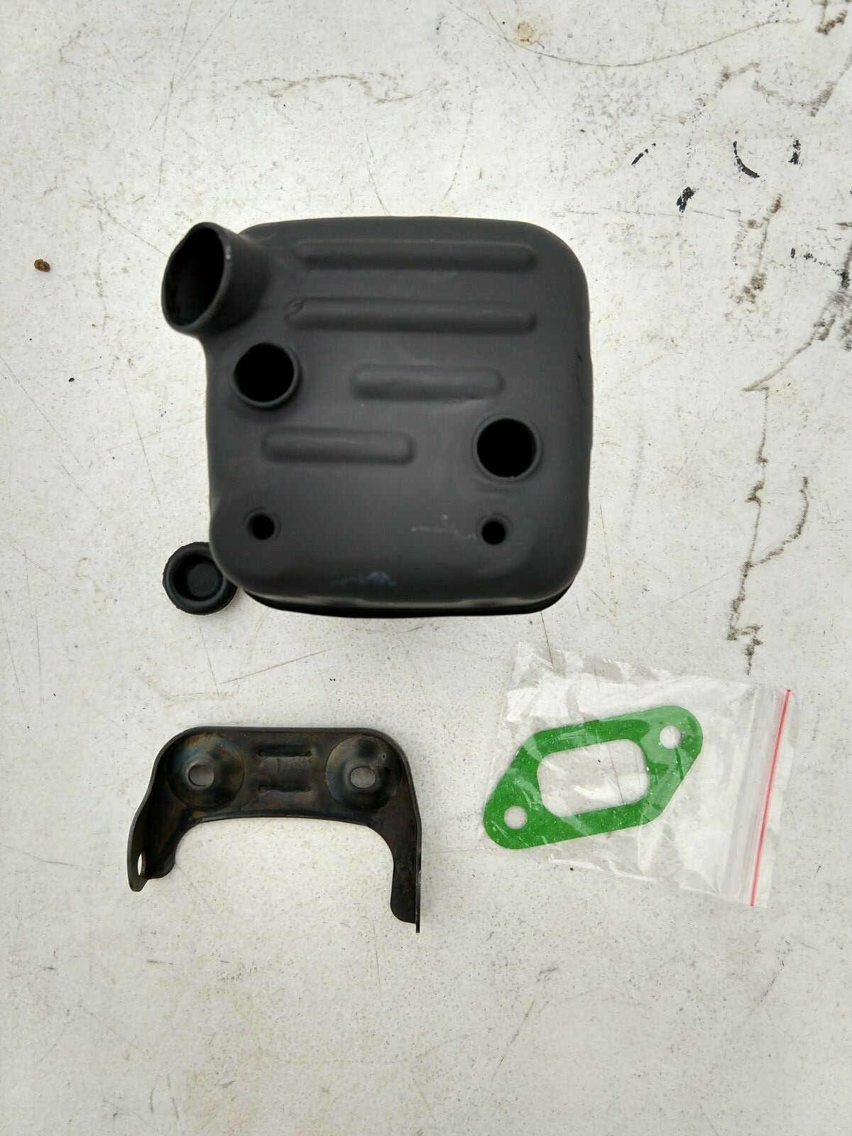 Ported muffler for Husqvarna 357 357XP 359 359 EPA