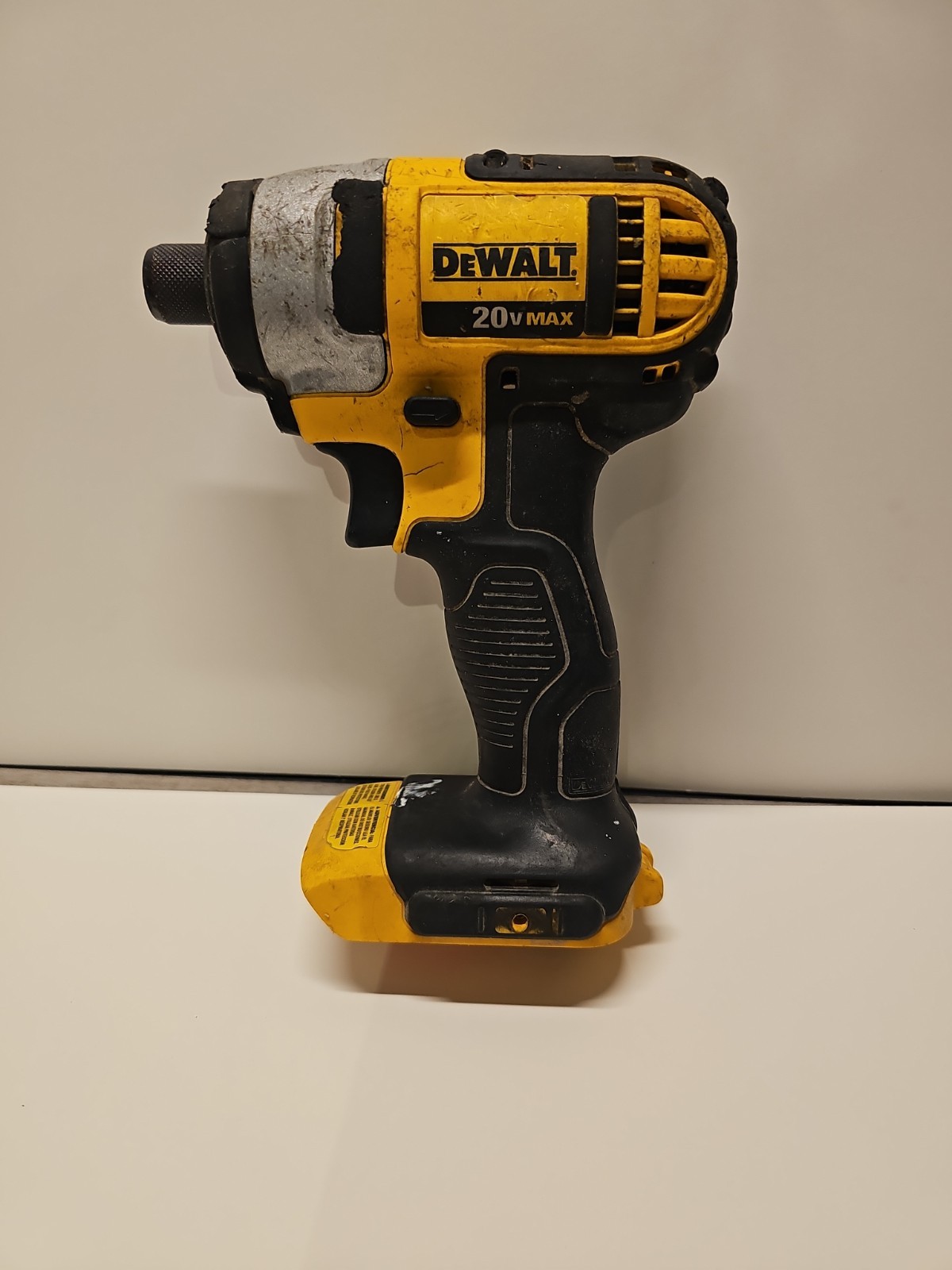 DEWALT DCF885 20V 1/4″ IMPACT DRIVER TOOL ONLY
