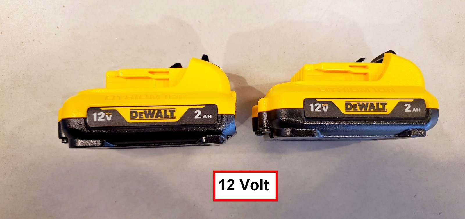 DeWALT DCB122 12V 2 Ah Li-Ion Batteries 2x & DCB112 Charger. New 2024 OEM.