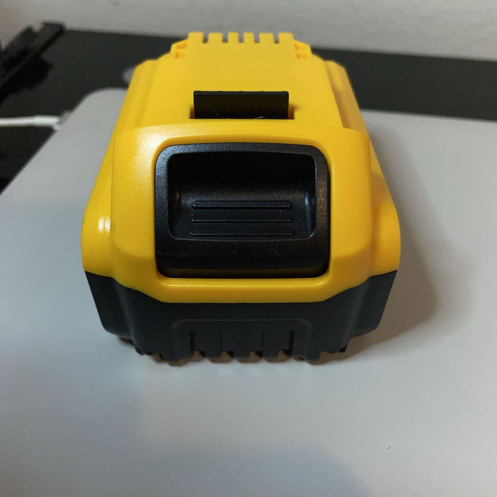 8000mAh Battery Compatible with Dewalt 20V DCB200 DCB206 DCB207 DCB201