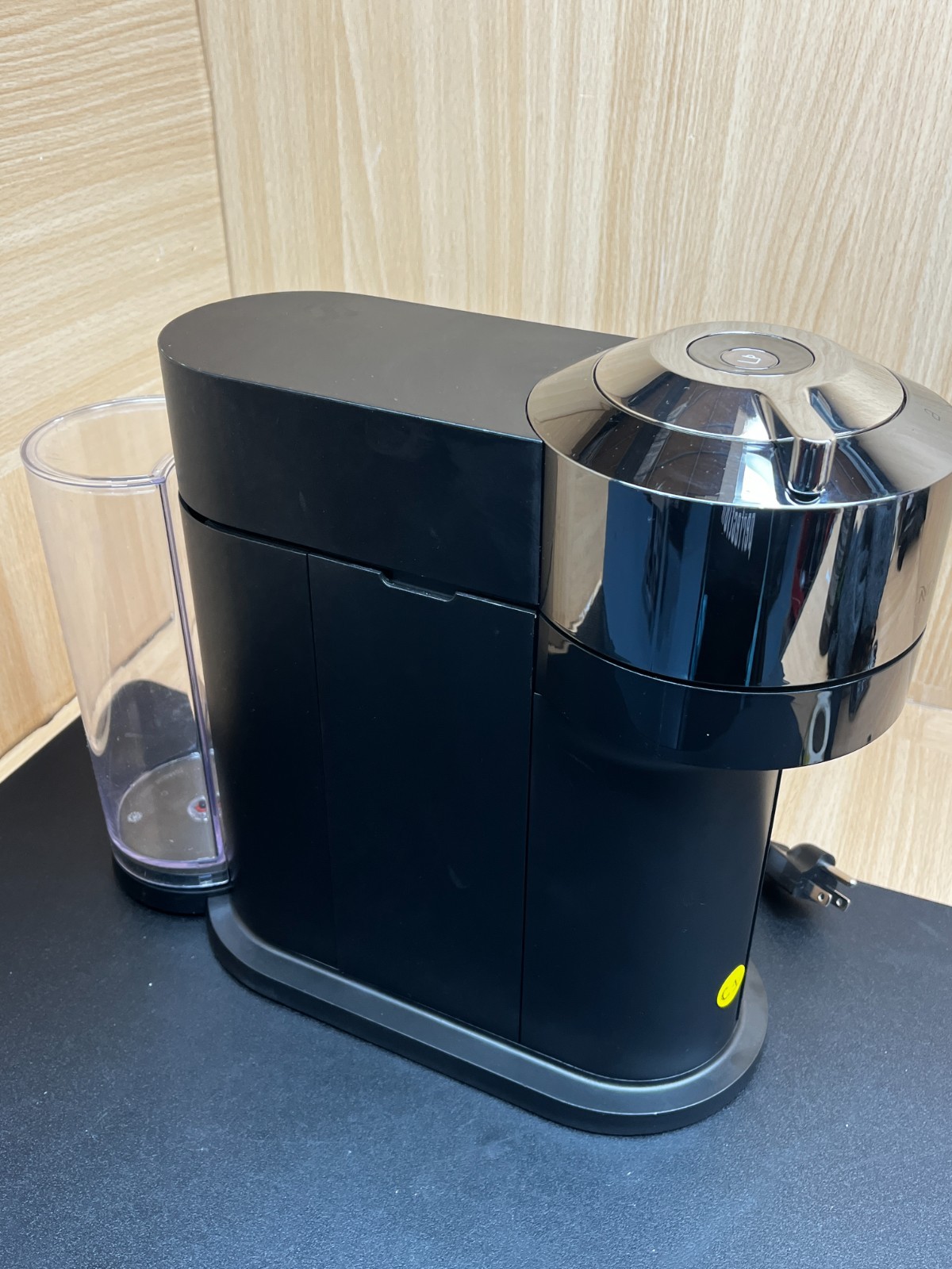 Nespresso Vertuo Next Deluxe Coffee Dark Chrome