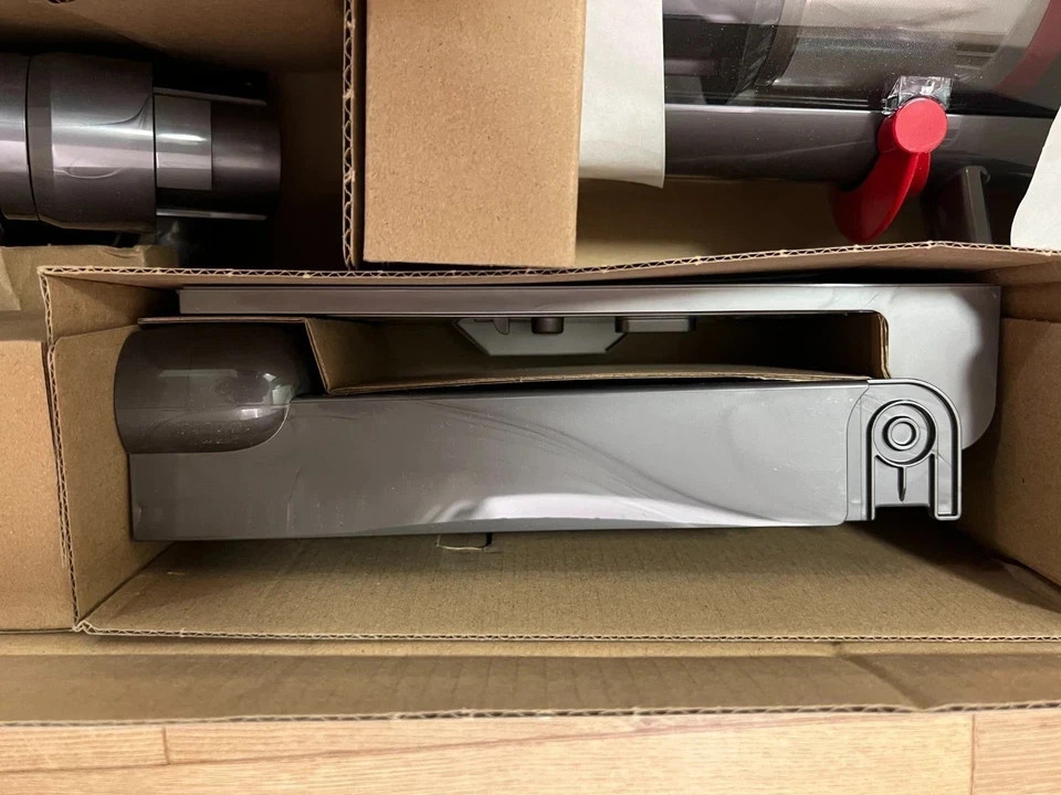 Dyson V15s Detect Submarine Absolute Wet And Dry Vacuum Cleaner Gold Brand New