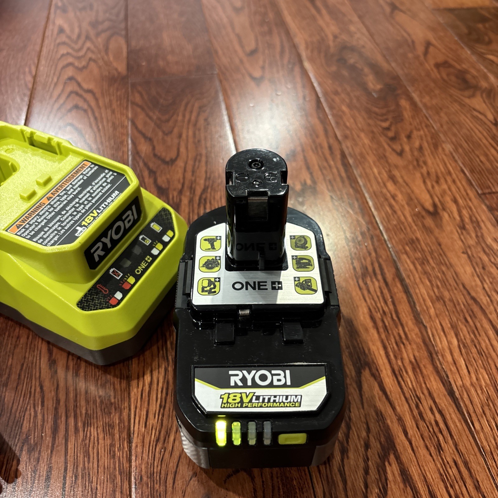 NEW RYOBI ONE+ HP 18V 4.0Ah High Performance Battery PBP004 With New Charger