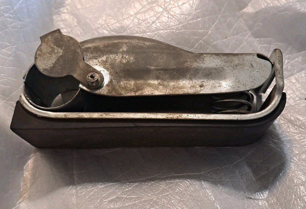 Vintage 40s G&S Hand Sander W/ Built In Paper Holder Genoa City, Wisconsin, USA