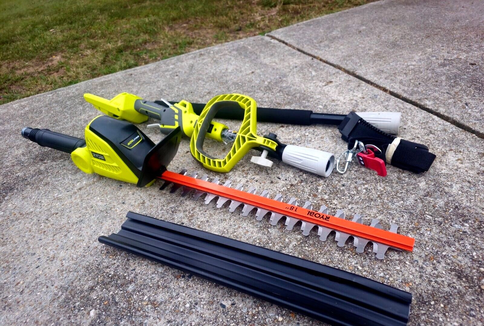 RYOBI Pole Hedge Trimmer 40-Volt Lithium-Ion Cordless Double-Sided Blade RY40060