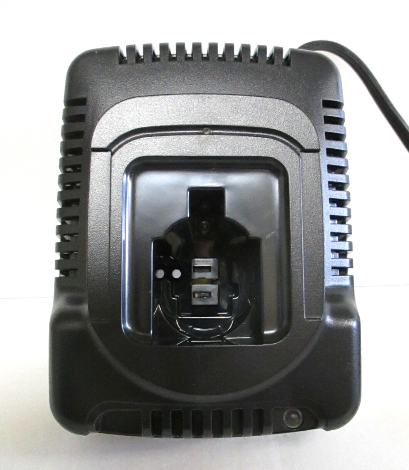 Genuine DEWALT DW9116 7.2V – 18V Volt 1-Hr CHARGER w/Tune-Up Mode **NEW In BOX**