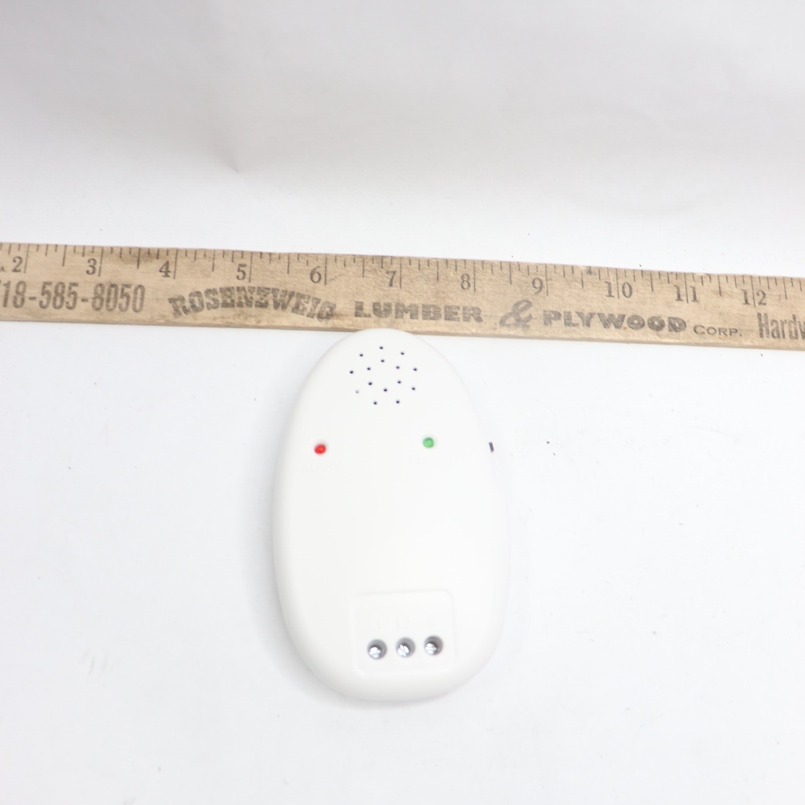 Installation Monitor Alarm White Requires 2 AAA Batteries